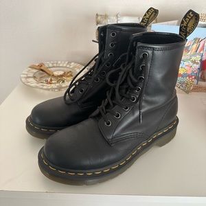 Dr. Martens Smooth Lace up Boots
